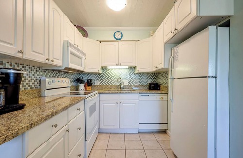 North Forest Beach Condo | 116 Breakers-Oceanfront with Pool & Kiddy Pool. Steps to Dining & Shopping