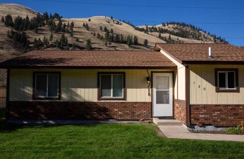 Heart of Missoula House | 116 m² House ∙ 3 bedrooms ∙ 7 guests
