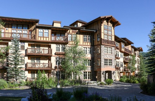 Salt Lake Mountain Resorts Cabin | 1205B - Double Queen Standard Eagle Springs West by RedAwning