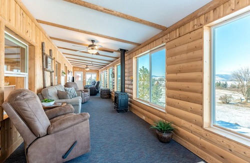 Polson House | 134 m² House ∙ 2 bedrooms ∙ 4 guests