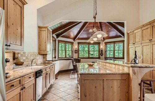 Cordillera House | 155 E. Timber Draw - Perfect Cabin in the Woods, 2 minutes from Club at