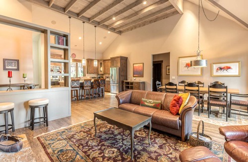 Lakeside House | 161 m² House ∙ 2 bedrooms ∙ 5 guests