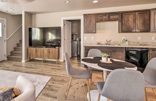 Bozeman Apartment | 164 m² Apartment ∙ 3 bedrooms ∙ 6 guests