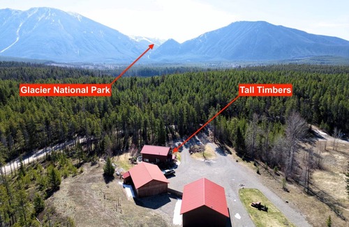 West Glacier House | 167 m² House ∙ 3 bedrooms ∙ 4 guests