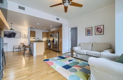 Central Boulder Apartment | 2-BDR Retreat with Rooftop Pool & Gym