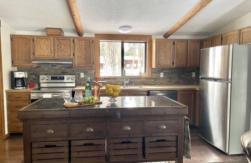 Lakeside Cabin | 2 bedrooms, 2 bath cabin in the Alpine forest with views of flathead lake.