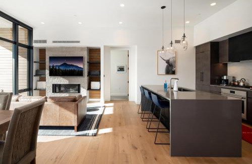 Big Sky Apartment | 204 LakeLodge by Moonlight Basin Lodging