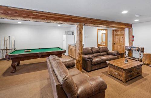 West Yellowstone House | 214 m² House ∙ 3 bedrooms ∙ 8 guests