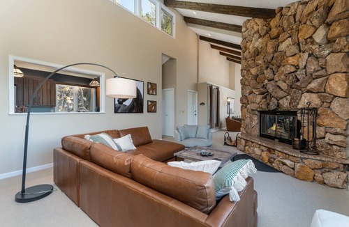 Windcliff Estates House | 237 m² House ∙ 3 bedrooms ∙ 8 guests