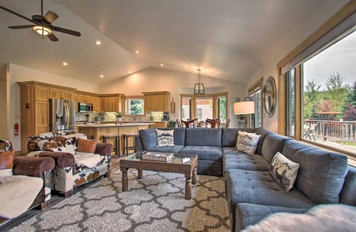 Big Sky House | 278 m² House ∙ 5 bedrooms ∙ 10 guests