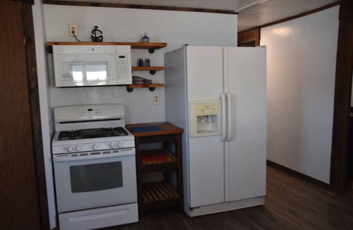 Helmville Other | 3-bedroom farmhouse with WiFi, AC in enjoyable Drummond MTnHorse Boarding