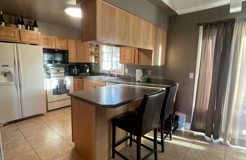 Orchard Homes House | 3 peaceful acres: big sky & mountain views, wildlife, farm life; minutes to town