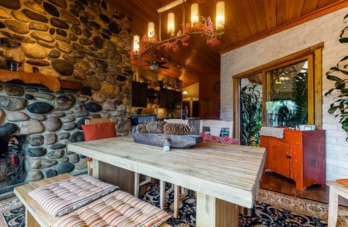 Big Sky Meadow Village House | 304 m² House ∙ 4 bedrooms ∙ 8 guests