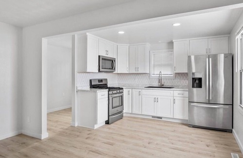 Lockwood House | 3540 Wapato Avenue
