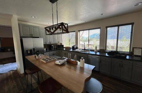 East Missoula House | 372 m² House ∙ 3 bedrooms ∙ 8 guests