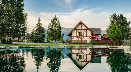 West Glacier Cabin | 38 m² Lodge ∙ 3 bedrooms ∙ 11 guests