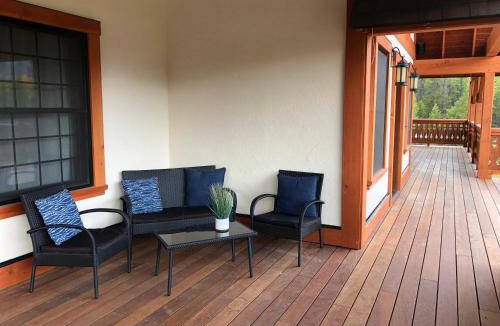 West Glacier Cabin | 38 m² Lodge ∙ 3 bedrooms ∙ 11 guests