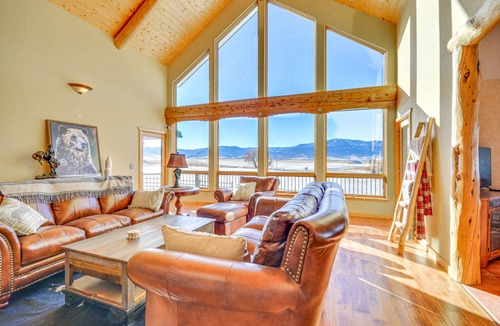 Red Lodge House | 390 m² House ∙ 3 bedrooms ∙ 8 guests