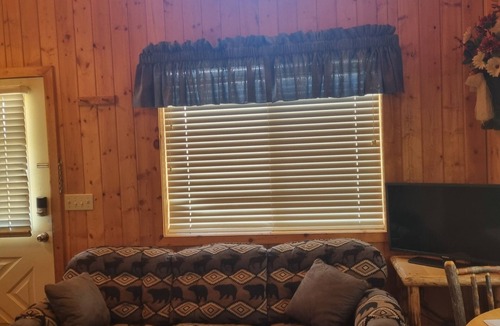 Absarokee Cabin | #4 Rustic cabin with AC in Absarokee - 2 bedrooms