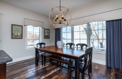 Nisswa Resort | 5 Bedroom Lake Home on Gull Lake