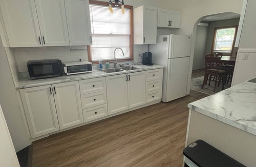 Pierre House | 5 minute walk to the Capitol State and surroundings!