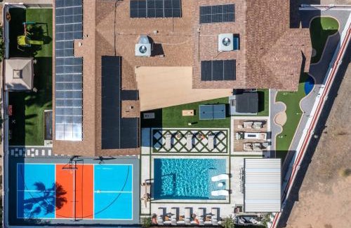 La Paz At Desert Springs House | 7BR Lux Pool & Pickleball Oasis w/Speakeasy