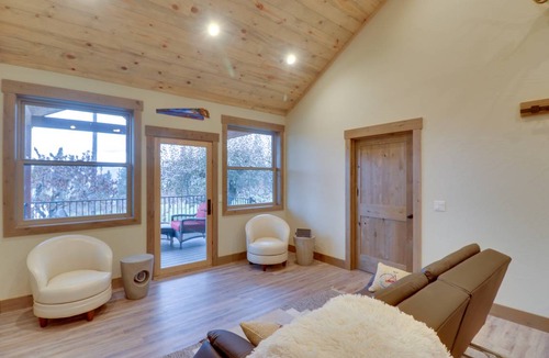 Woods Bay Cottage | 88 m² Cabin ∙ 2 bedrooms ∙ 4 guests