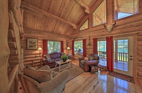 Thompson Falls House | 92 m² House ∙ 2 bedrooms ∙ 4 guests