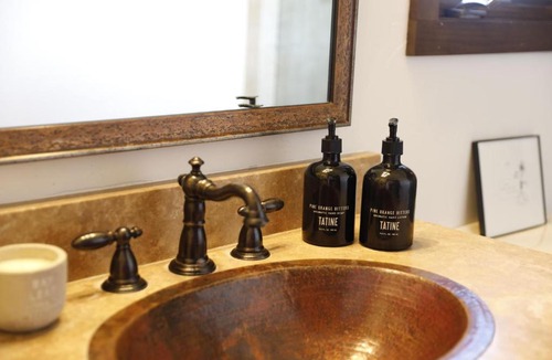 Emigrant House | A Beautiful Montana Suite on Yellowstone River