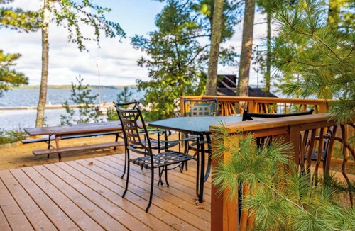 Orr Cabin | A Charming Lakefront Retreat with Resort Comfort