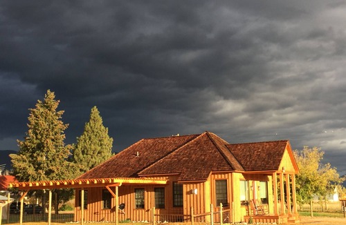 Grantsdale House | ABC acres' Gate House - Agritourism & Adventure in Montana's Bitterroot Valley!