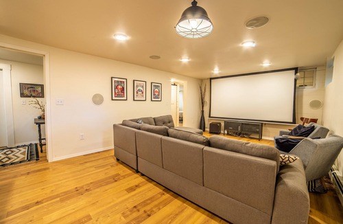 University District Apartment | Across the street from U of M- Modern Apartment- Parking included!