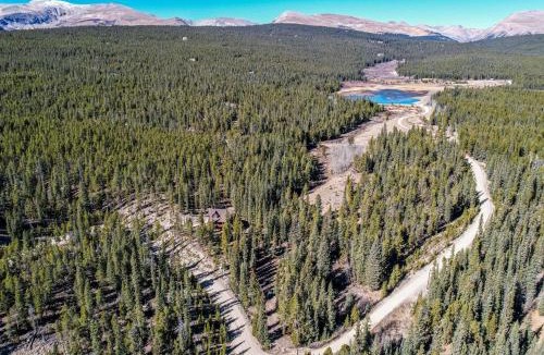 Valley of the Sun House | Alpine Escape - 3BR 3BA Cabin Near Breckenridge