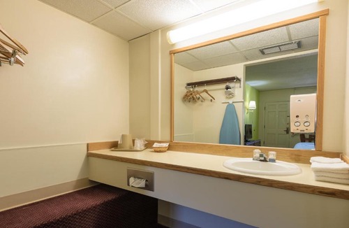 Hot Springs Hotel | Americas Best Value Inn