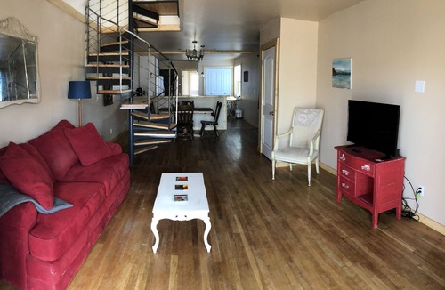 Anaconda House | Anaconda City. 3 bedroom , 2 bath with fenced yard and Garage.