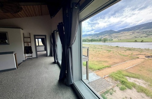 Emigrant House | Angler's Repose on the Banks of the Yellowstone River