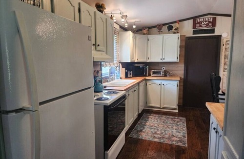 Kalispell House | Animal Village/W/Mountain Views