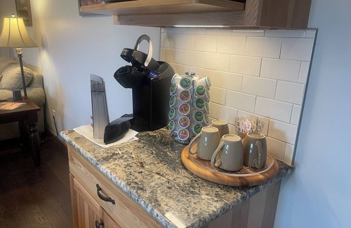 Corvallis Apartment | Apartment on Private Small Ranch - Sapphire Mtns