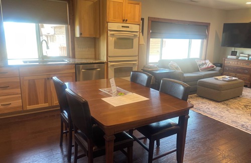 Corvallis Apartment | Apartment on Private Small Ranch - Sapphire Mtns