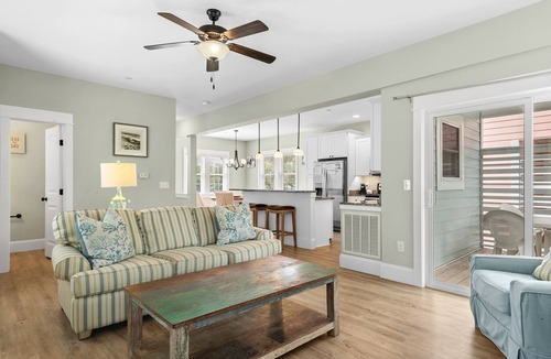 Bermuda Bay House | Bay Breeze: Shared Pool, Hot Tub, Short Stays OK
