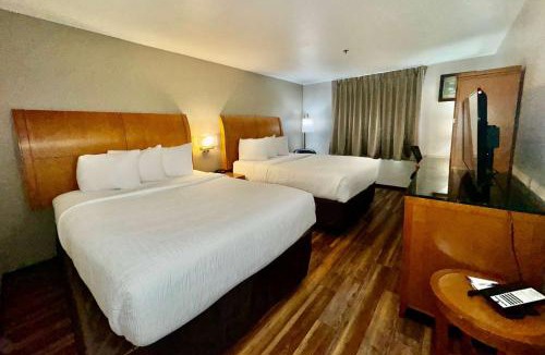 Grant Creek Cabin | Baymont by Wyndham Missoula