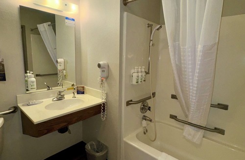 Grant Creek Hotel | Baymont by Wyndham Missoula