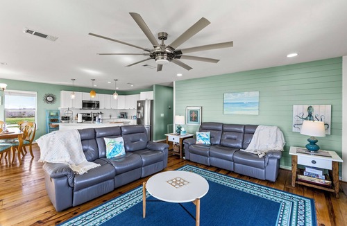 Port Bolivar House | Beachfront | Expansive Deck, Grill & Ocean Views