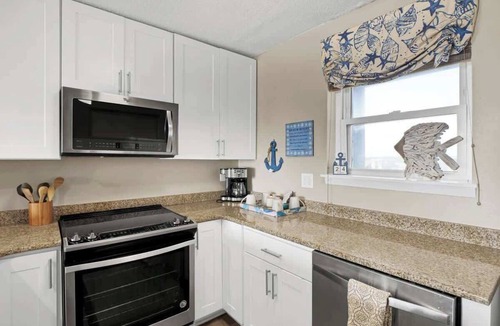 Sneads Ferry Condo | Beachfront Retreat in North Topsail Beach