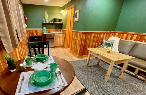 Thompson Falls Cabin | Bear Creek Resort, Lower Cabin Suite (1 King Bed), Lower Cabin Suite (1 King Bed)