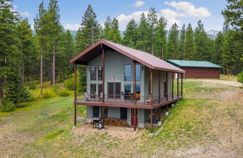 Victor House | Bearlythere High Mountain Retreat