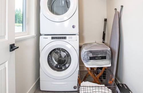 Whitefish House | Beautiful 1BD w/ Loft at The Quarry! Amazing Amenities & close to all the fun