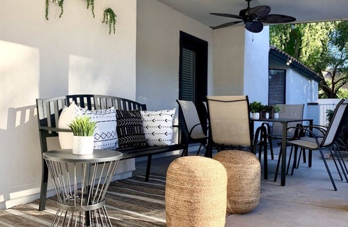Central Scottsdale Cottage | Beautiful 5-bdrm Vacation Home W/heated Pool !