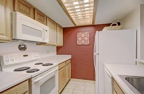 East Village at Copper Condo | Beautiful Condo with hot tub, Ski Out Your Back Door! FP202