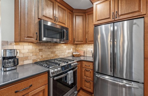 English point House | Beautiful Guest House/Private/near Silverwood